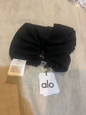 Alo Black large Scrunchie with Tag